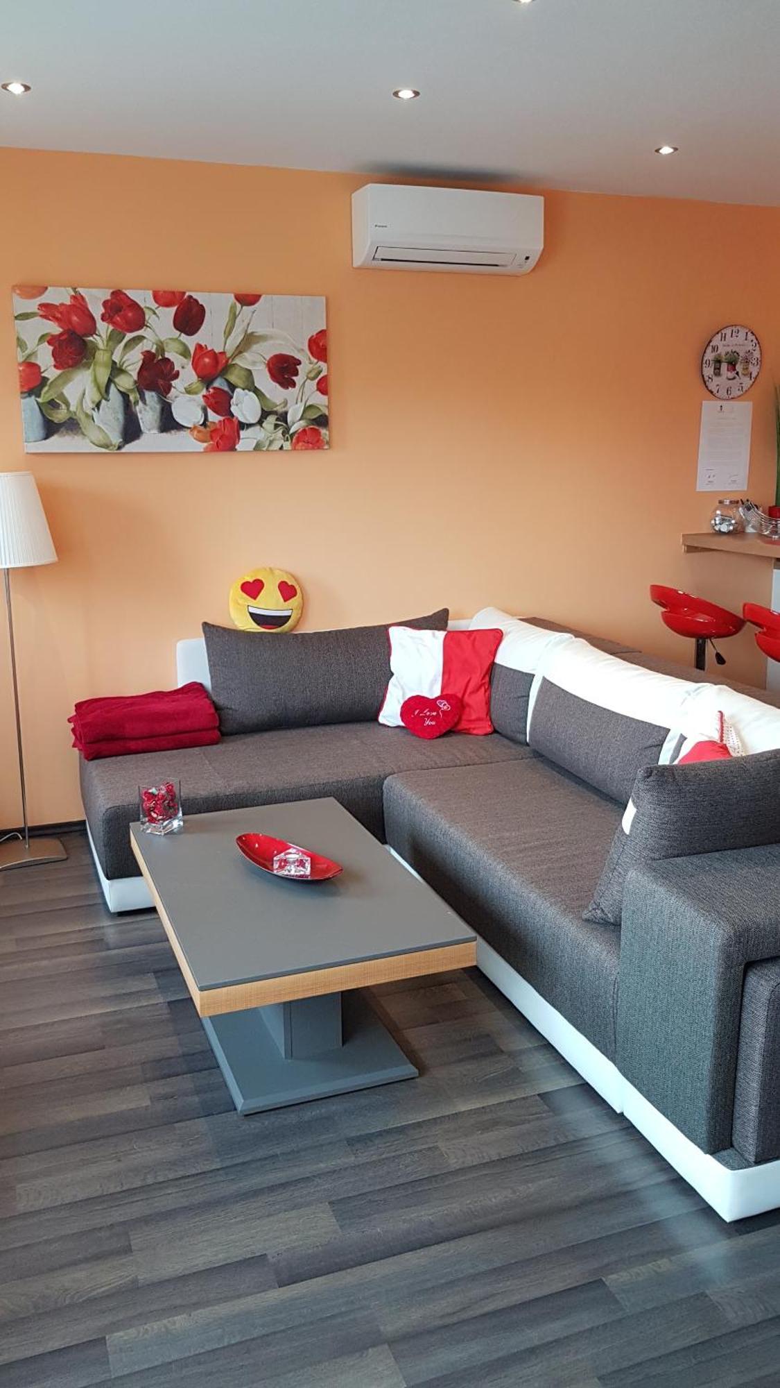 Zafir Sziget Apartman Sárvár Екстериор снимка